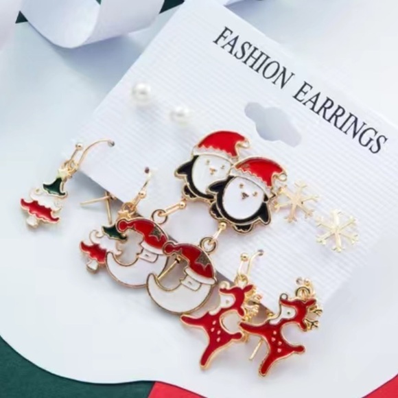 Jewelry - BRAND NEW CHRISTMAS HOLIDAY EARRINGS​​​​​​